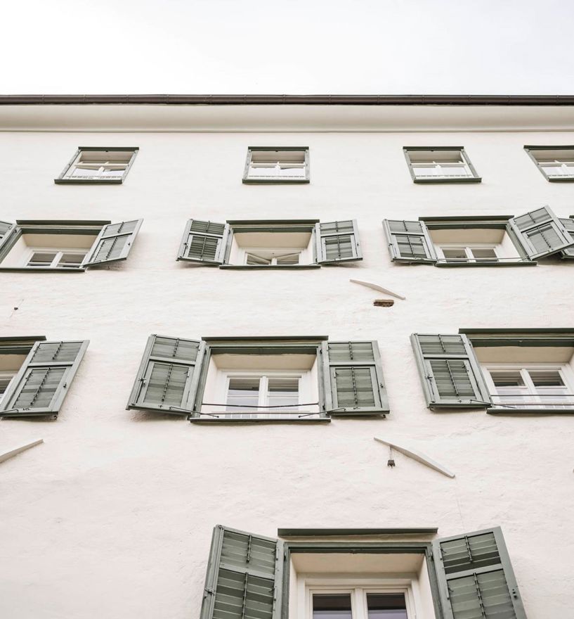 Projekt: Altbausanierung Freyenthurn - Tip Top Fenster & Systeme - Fenster mit Jalousien aus Südtirol