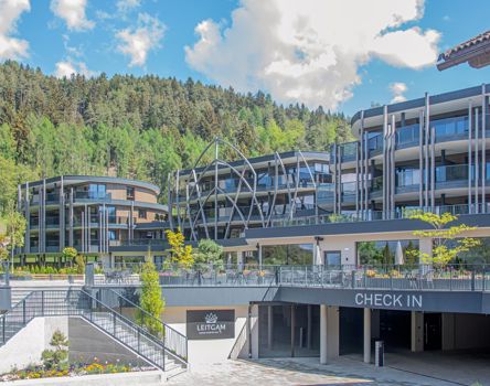Projekt: Leitgam luxury hotel for two Kiens - Tip Top Fenster & Systeme - Verglasungen und Fenster aus Südtirol