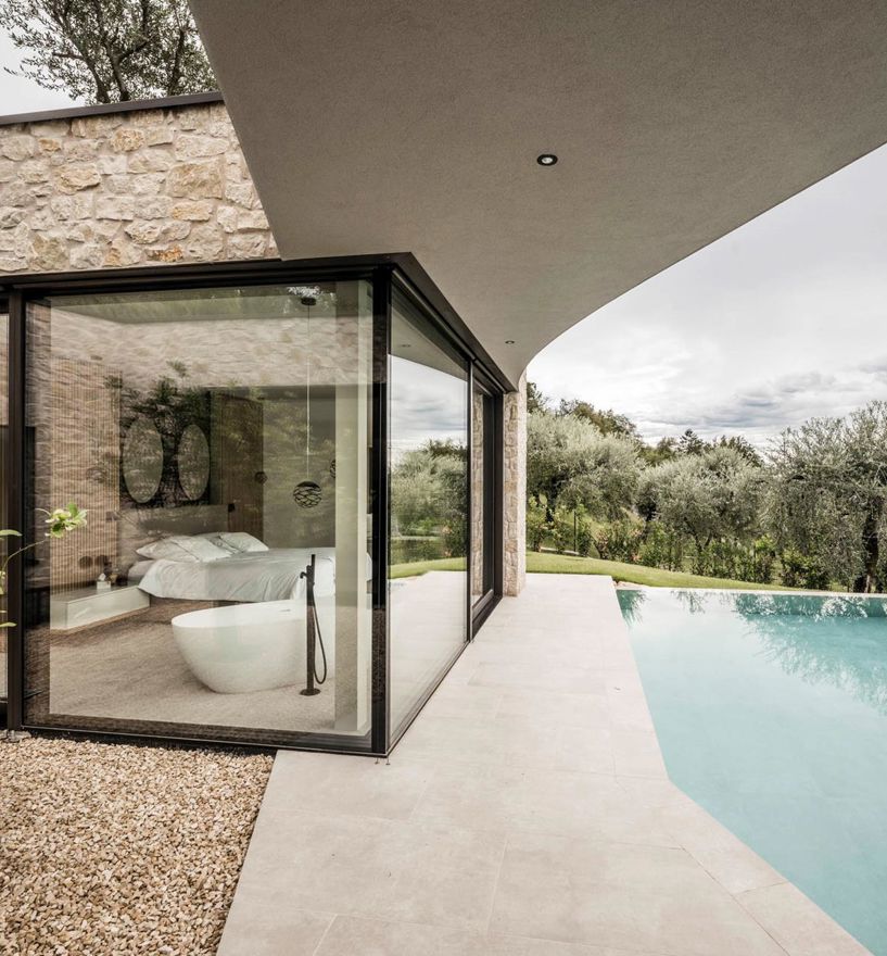 Projekt: Villa am Gardasee - Tip Top Fenster & Systeme - Fenster und Verglasungen aus Südtirol