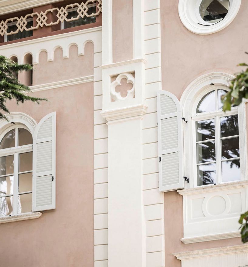 Projekt: Altbausanierung Villa Malfer - Tip Top Fenster & Systeme - Türen und Fenster mit Sprossen aus Südtirol