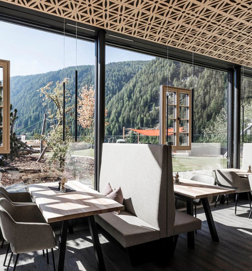 Projekt: Hotel Huber Vals - Tip Top Fenster & Systeme - Verglasungen und Fenster im Glas