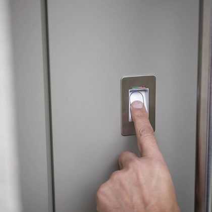Accessori per porte: ingresso senza chiave con fingerscan
