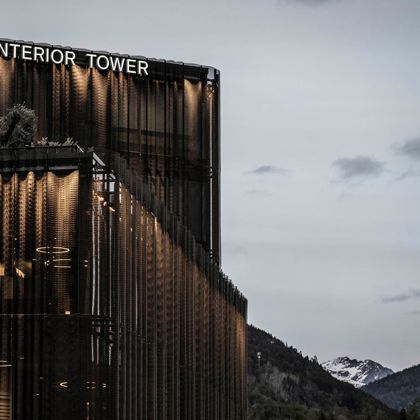 L'Interior Tower a Varna