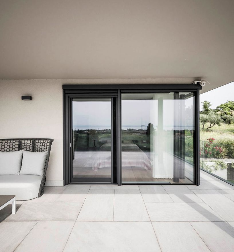 Projekt: Villa am Gardasee - Tip Top Fenster & Systeme - Fenster und Verglasungen aus Südtirol