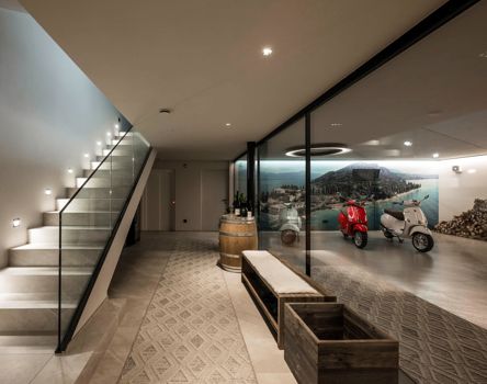 Projekt: Villa Gardasee - Tip Top Fenster & Systeme - Verglasungen, Fenster und Beschattung