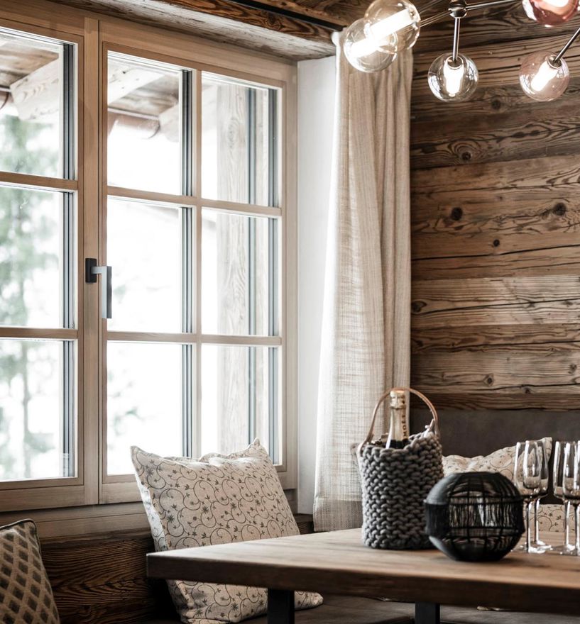 Projekt: Privat Kitzbühel - Tip Top Fenster & Systeme - Türen und Fenster mit Sprossen aus Südtirol